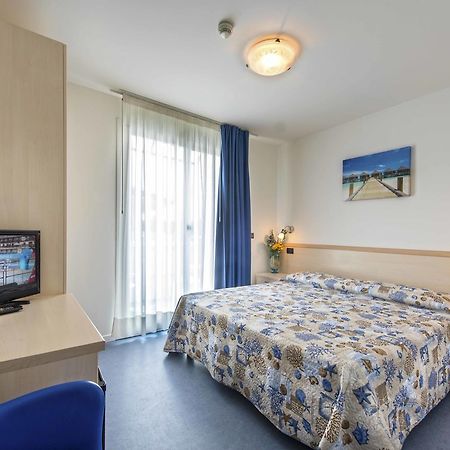 Hotel Minerva Lignano Sabbiadoro Eksteriør bilde