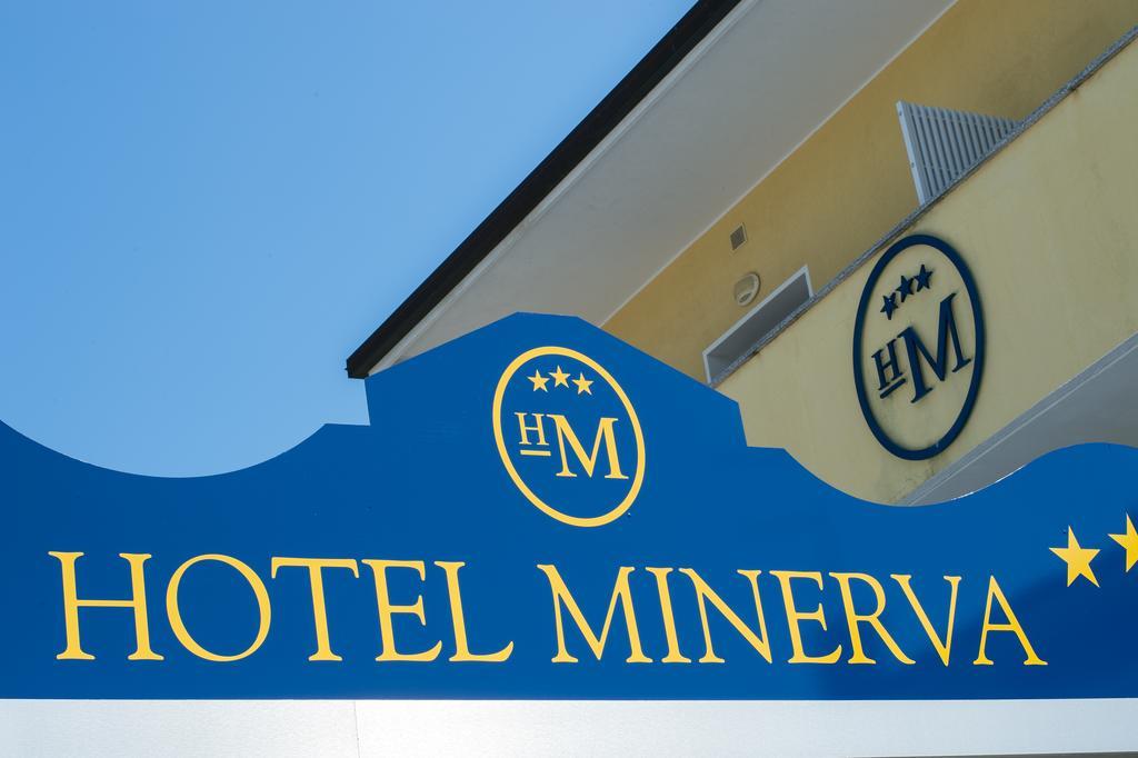 Hotel Minerva Lignano Sabbiadoro Eksteriør bilde